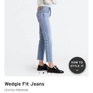 Levi’s Wedgie Fit Jeans
